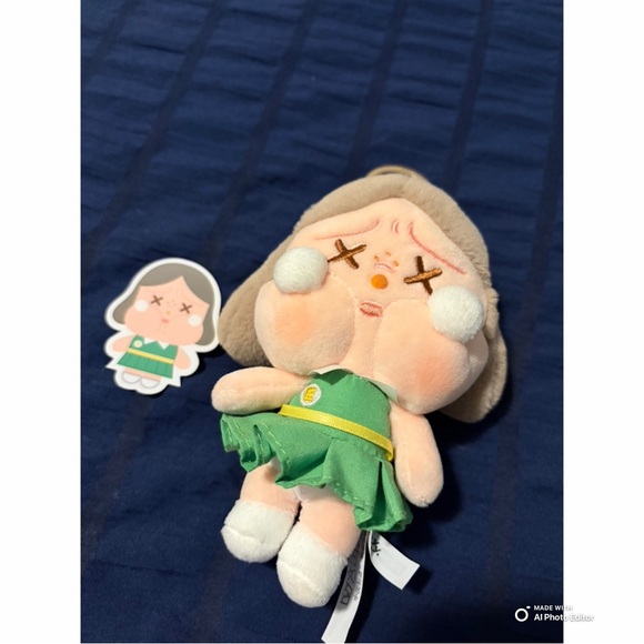 POP MART Accessories - NWT- Cry Baby - Dim Green